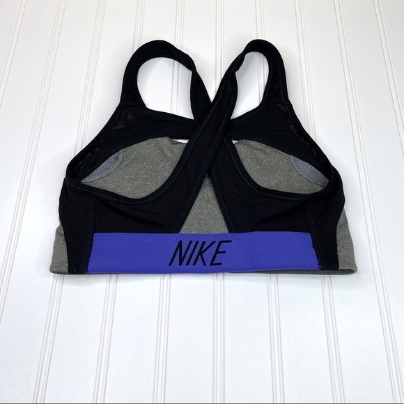 Nike Dri Fit Sports Bra - Picture 2 of 4